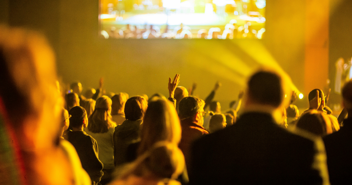 Xoë Miles Releases Powerful New Single "Someone's Somebody" Exploring Self-Worth and Relationship Dynamics