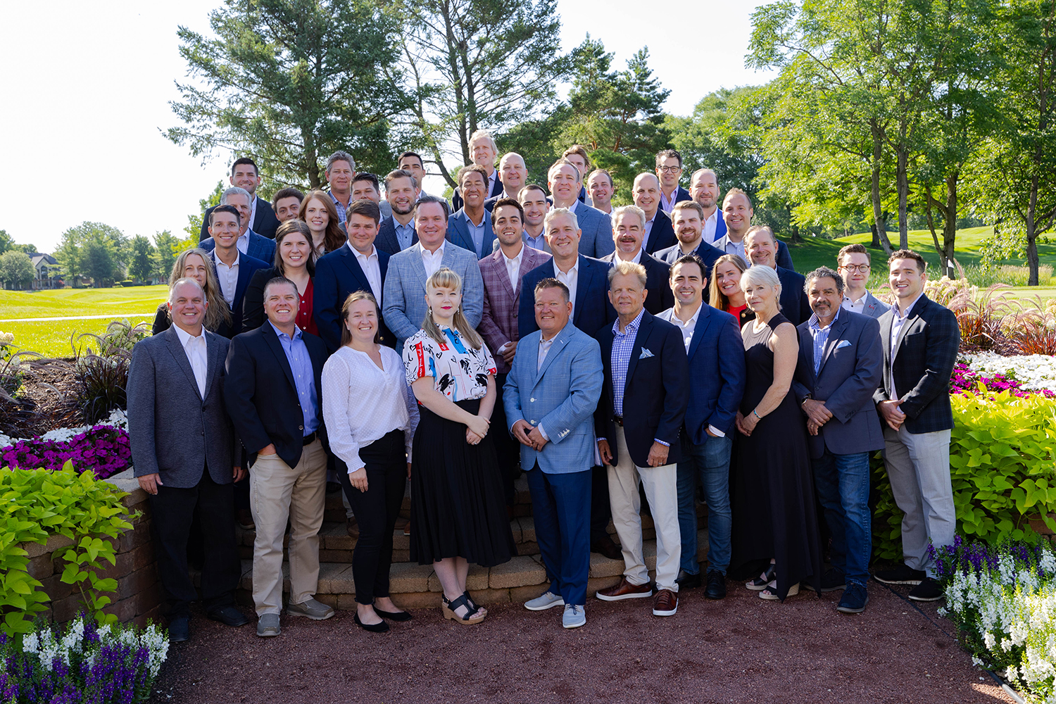 Lee & Associates of Illinois' Unique Culture and Compensation Model Drives Success in Commercial Real Estate