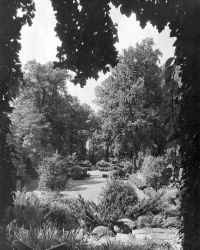 FAQ: A. Aubrey Bodine's 'Garden at Woodbrook' Photograph and Artistic Legacy