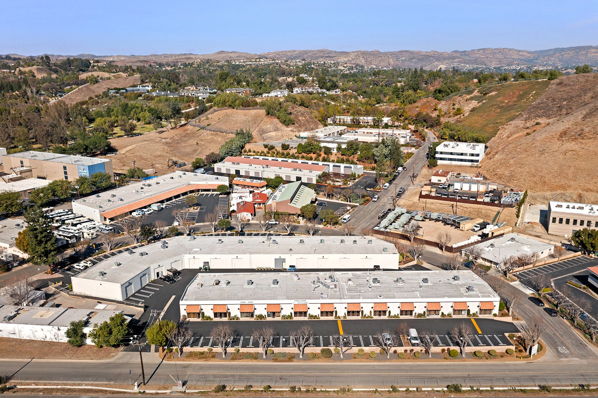Captiva Partners Acquires $26.5 Million Industrial Portfolio in Calabasas, Highlighting Strong Market Demand