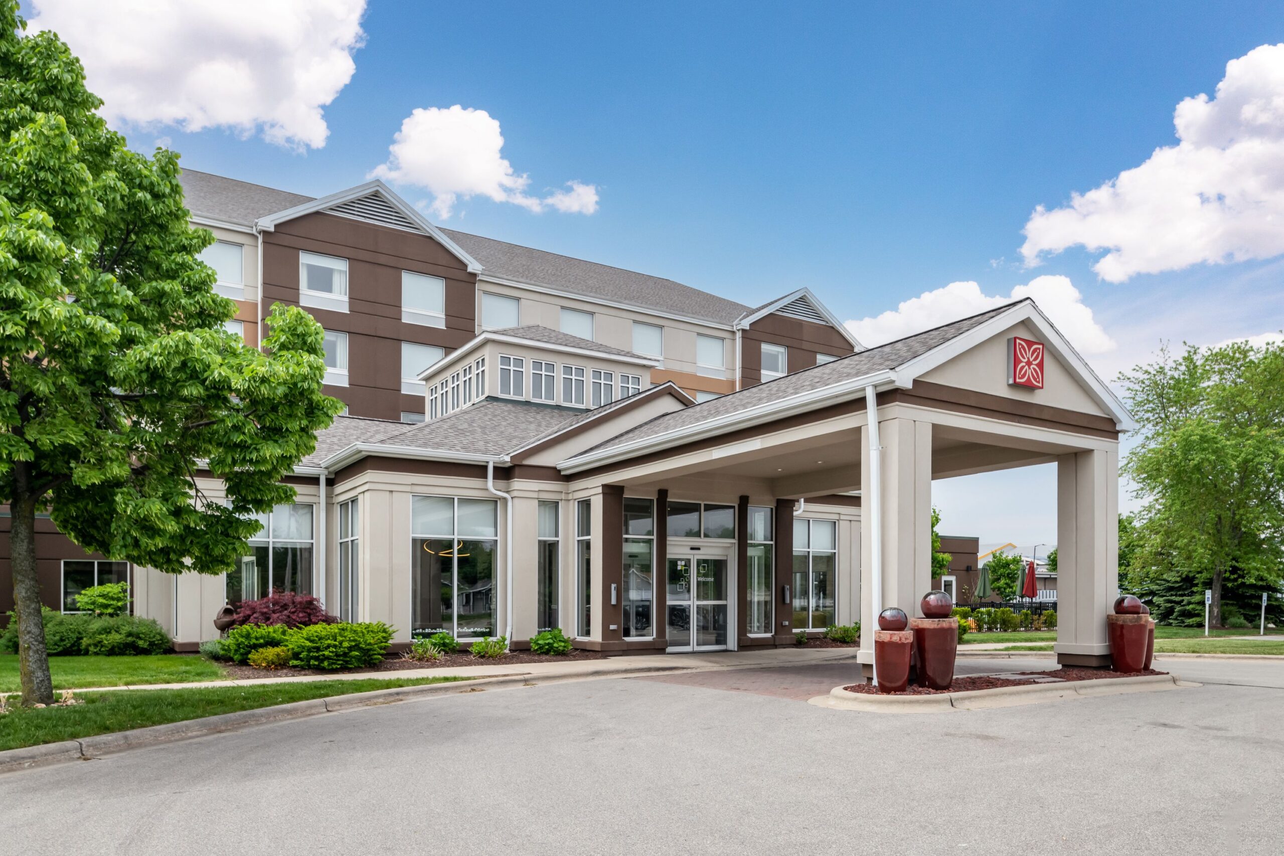 Hilton Garden Inn Green Bay Secures $14.91 Million Refinancing Deal
