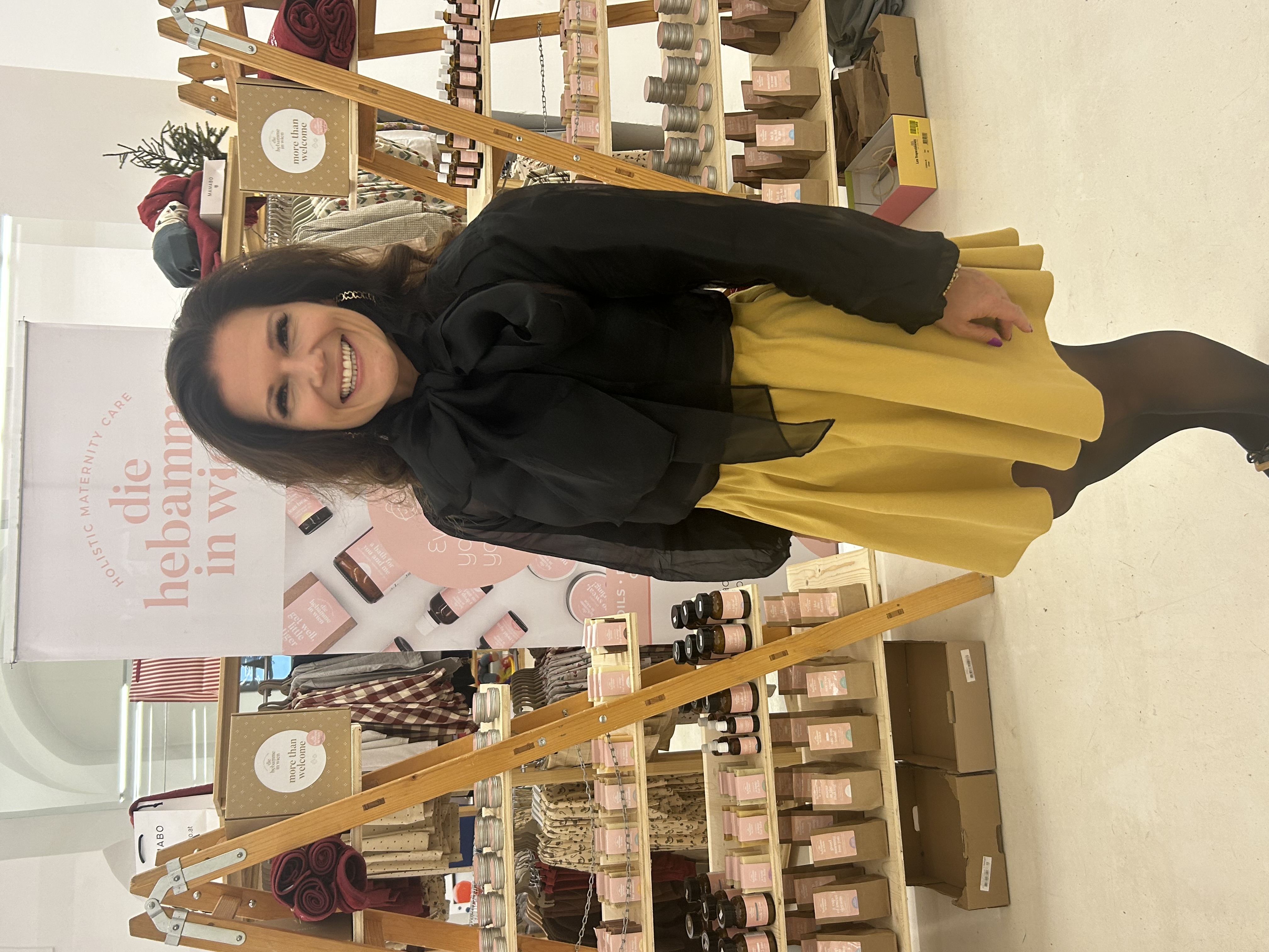 Founded by Austrian midwife Sarah Lares, The Midwife in Vienna is a wellness brand inspired by nearly 20 years of hands-on birth and postpartum experience.