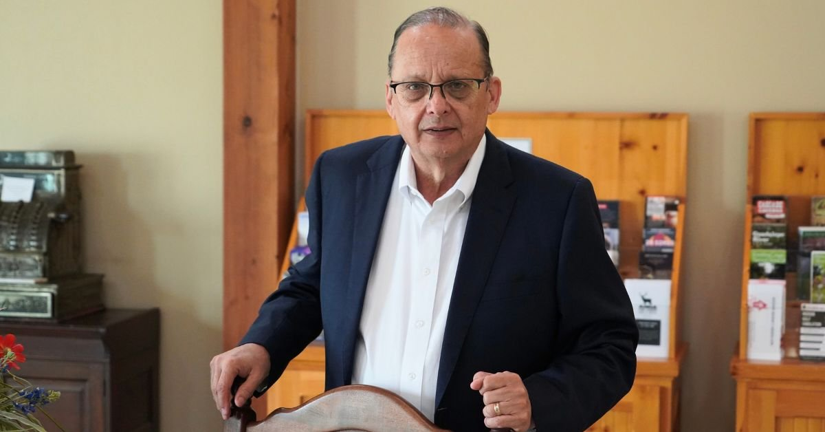 A Titan of Texas Tourism: Larry Woods Bids Adieu After a Storied Career