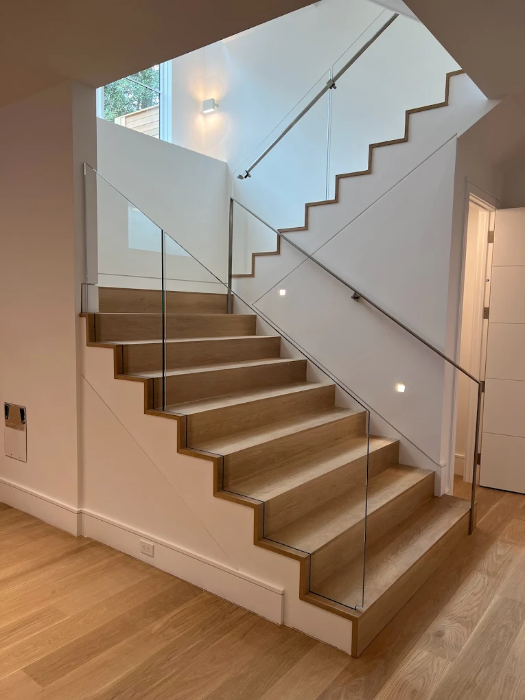 Gallery Detail: Glass Railings The Modern Choice For Safety And Style In
