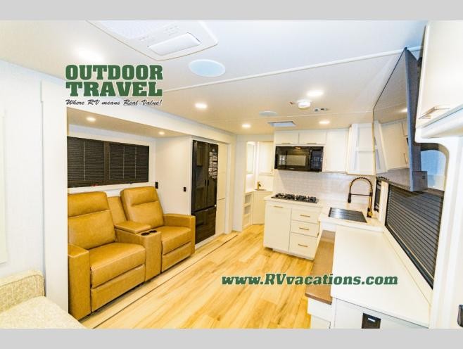 Summer RV Travel Surge Prompts Preparation and Rental Evaluations in Beamsville
