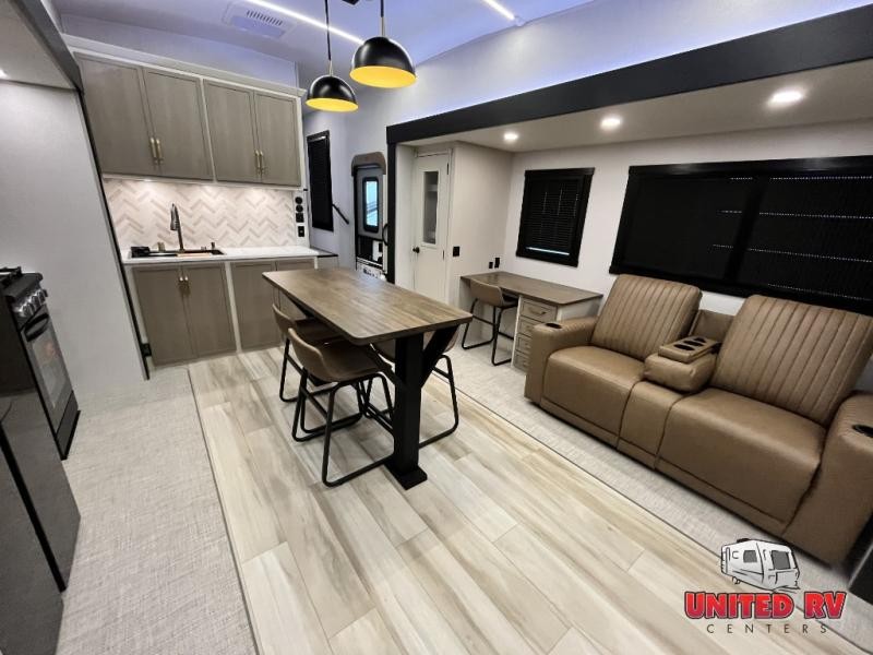 United RV Highlights Entegra Vision XL Motorhomes and Used RVs for Georgia Travelers